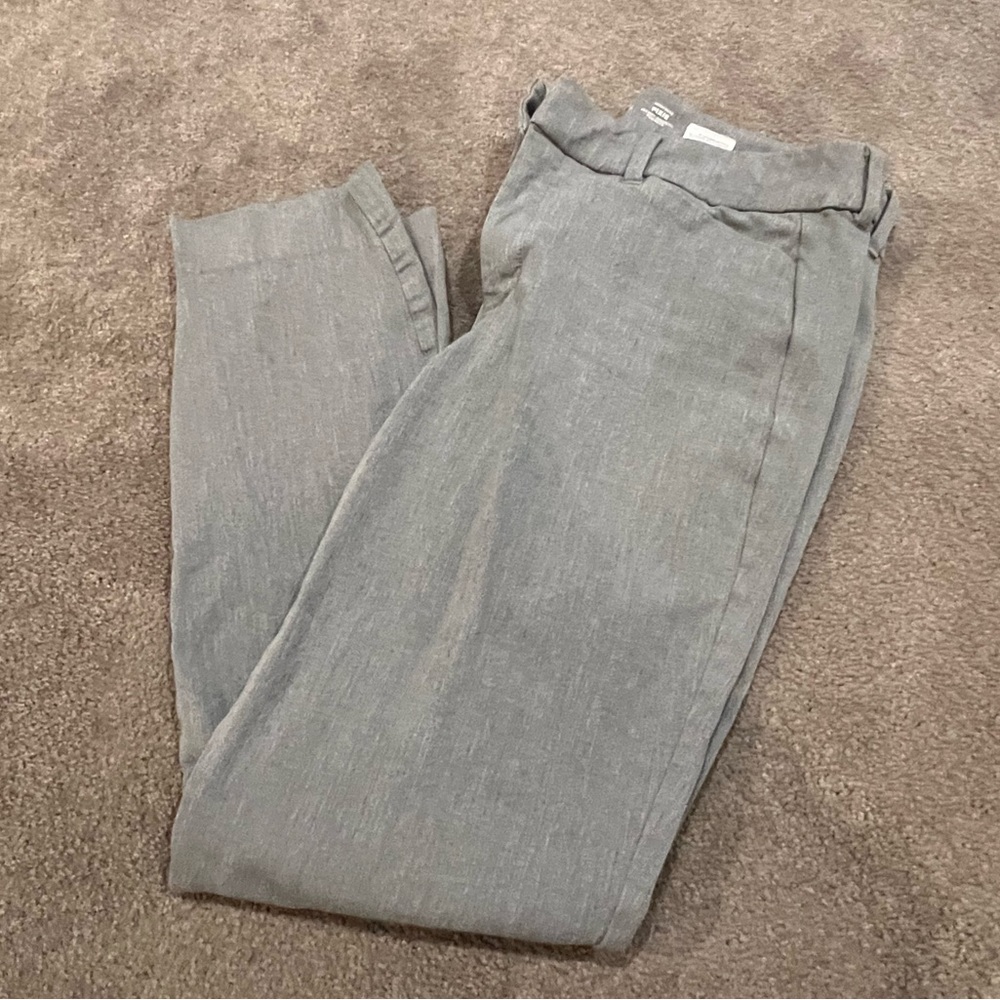Old Navy gray pixie cut pants